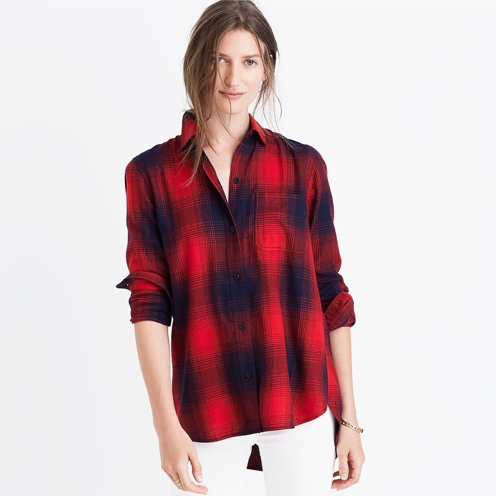 ❌ SOLD // Madewell Classic Ex-Boyfriend Shirt in Wilder Plaid